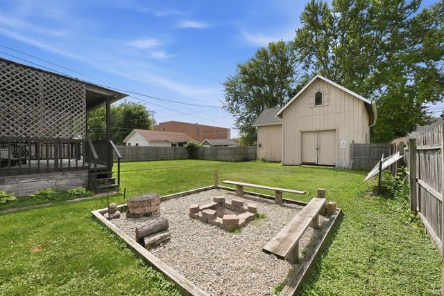329 W 5th Street, Auburn, IN 46706
