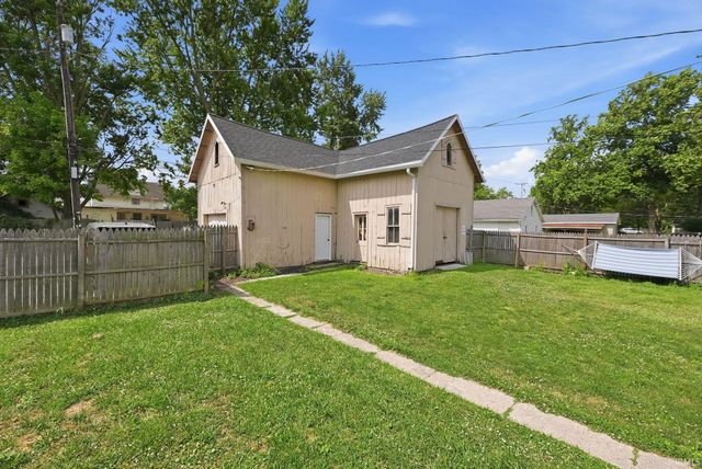 329 W 5th Street, Auburn, IN 46706