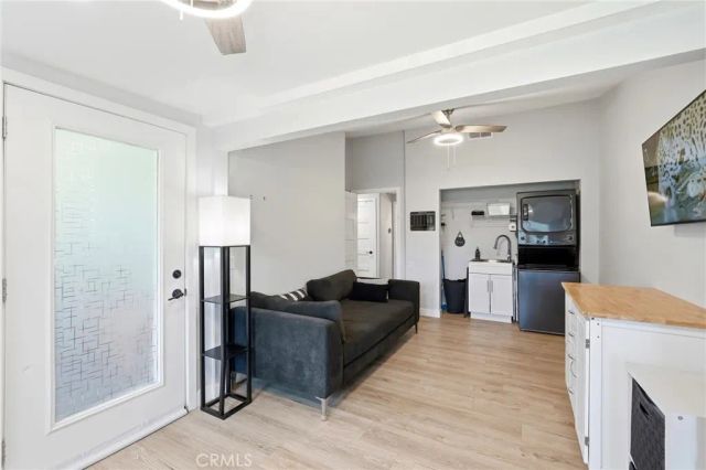 19237 Avenue Of The Oaks B, Newhall, CA 91321