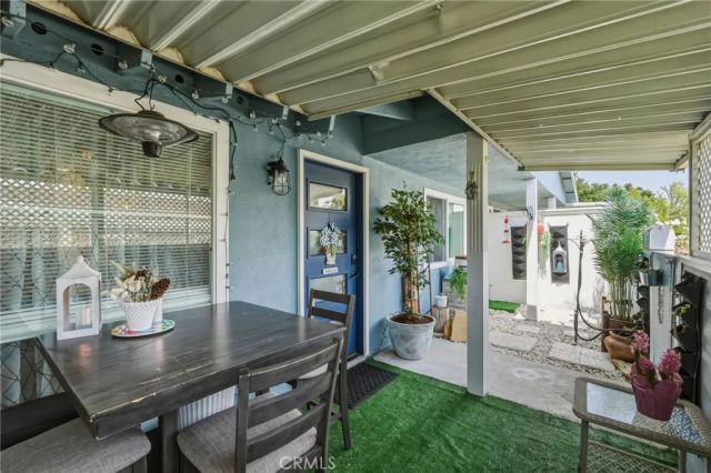 19237 Avenue Of The Oaks B, Newhall, CA 91321