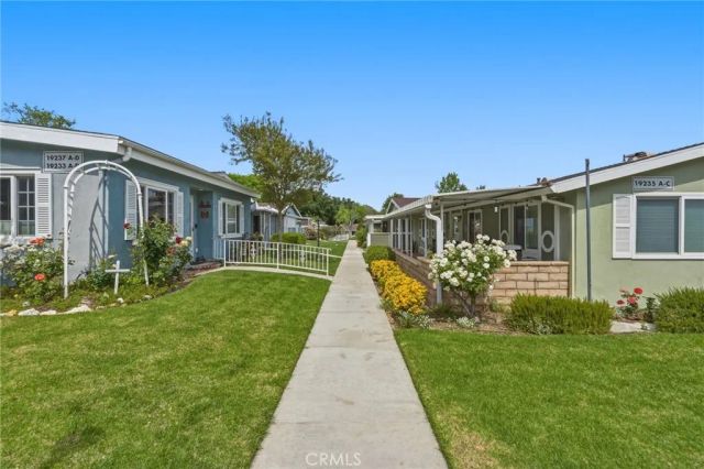 19237 Avenue Of The Oaks B, Newhall, CA 91321