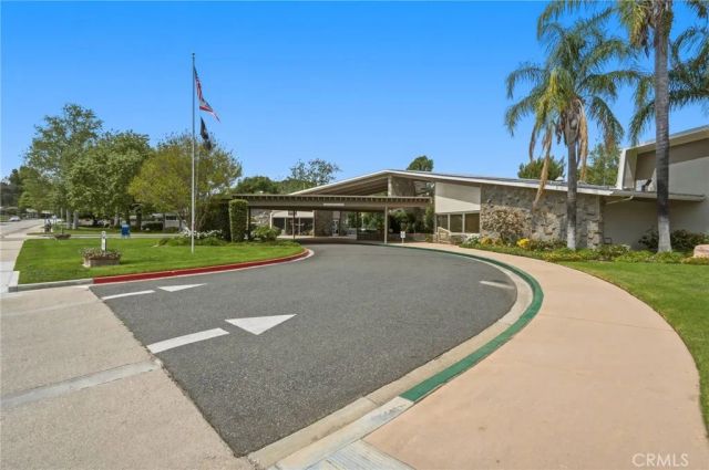 19237 Avenue Of The Oaks B, Newhall, CA 91321