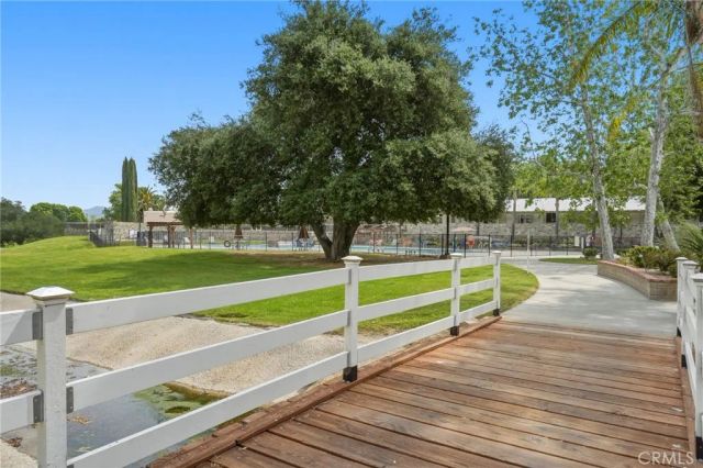 19237 Avenue Of The Oaks B, Newhall, CA 91321