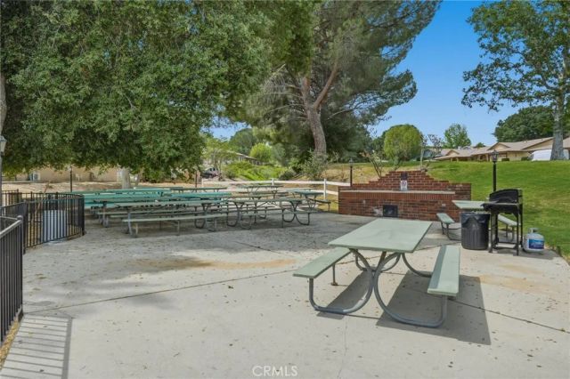 19237 Avenue Of The Oaks B, Newhall, CA 91321