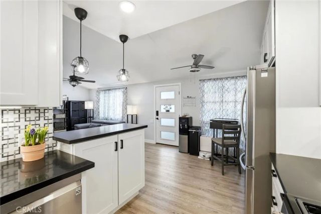 19237 Avenue Of The Oaks B, Newhall, CA 91321