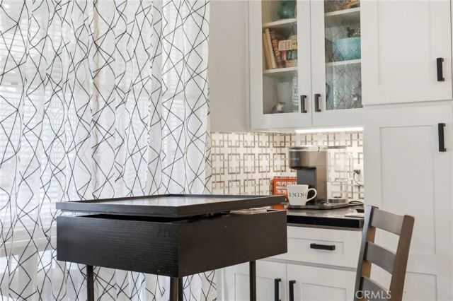 19237 Avenue Of The Oaks B, Newhall, CA 91321