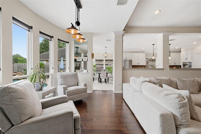 1010 Bringewood Chase Drive, Spring, TX 77379