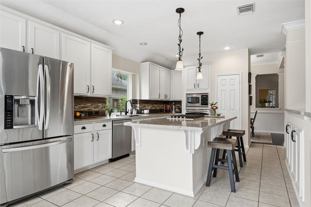 1010 Bringewood Chase Drive, Spring, TX 77379
