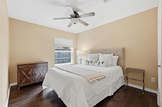 1010 Bringewood Chase Drive, Spring, TX 77379