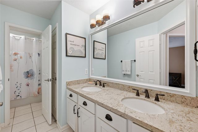 1010 Bringewood Chase Drive, Spring, TX 77379