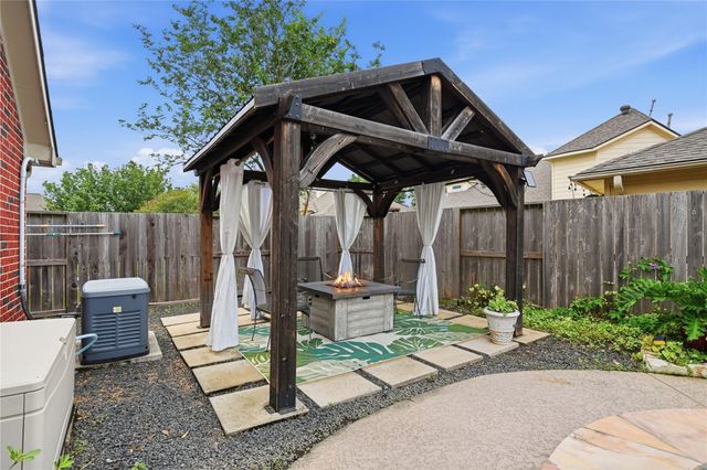 1010 Bringewood Chase Drive, Spring, TX 77379