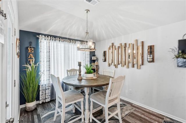 716 Bentley Drive, Belton, MO 64012