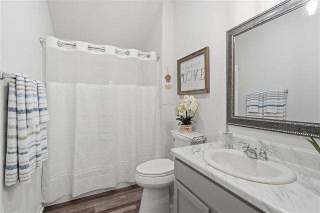 716 Bentley Drive, Belton, MO 64012