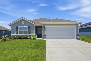 716 Bentley Drive, Belton, MO 64012
