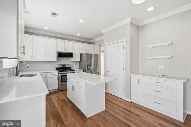 6800 INNESFREE WAY, Gainesville, VA 20155