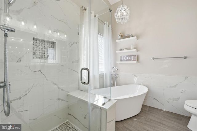 6800 INNESFREE WAY, Gainesville, VA 20155