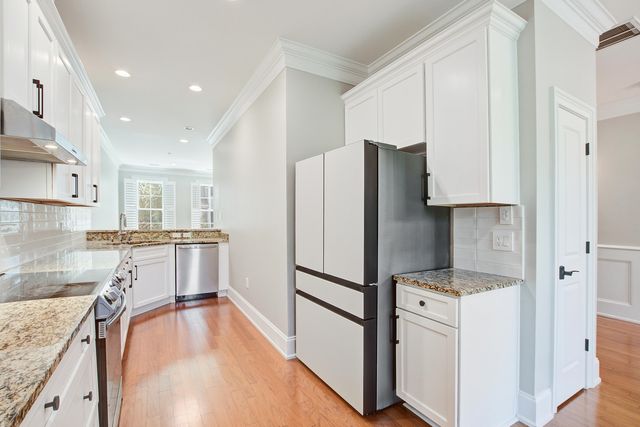 656 Coleman Boulevard 404, Mount Pleasant, SC 29464