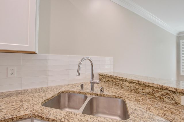 656 Coleman Boulevard 404, Mount Pleasant, SC 29464
