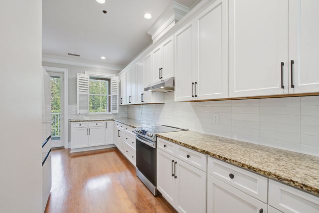 656 Coleman Boulevard 404, Mount Pleasant, SC 29464