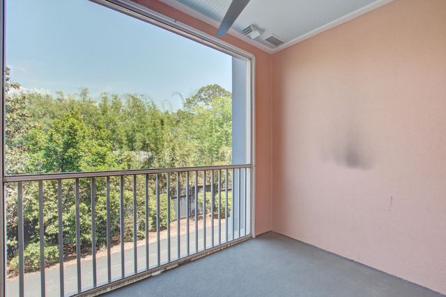 656 Coleman Boulevard 404, Mount Pleasant, SC 29464