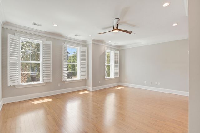 656 Coleman Boulevard 404, Mount Pleasant, SC 29464