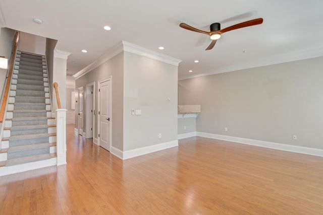656 Coleman Boulevard 404, Mount Pleasant, SC 29464