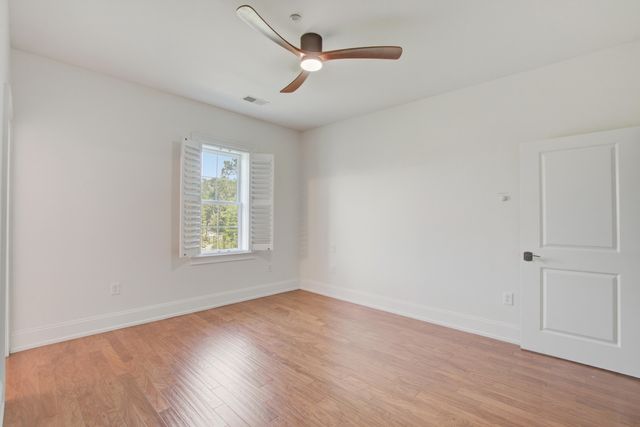 656 Coleman Boulevard 404, Mount Pleasant, SC 29464