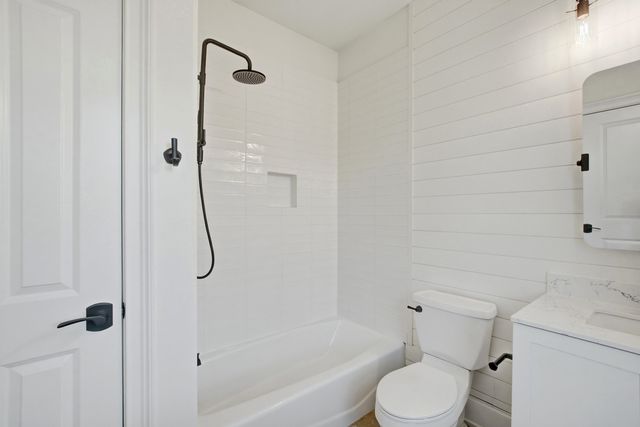 656 Coleman Boulevard 404, Mount Pleasant, SC 29464