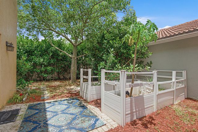 6933 DESERT INN Terrace, Lake Worth, FL 33463