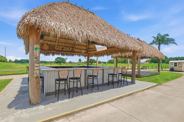 6933 DESERT INN Terrace, Lake Worth, FL 33463