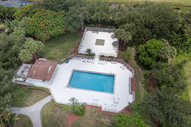 6933 DESERT INN Terrace, Lake Worth, FL 33463