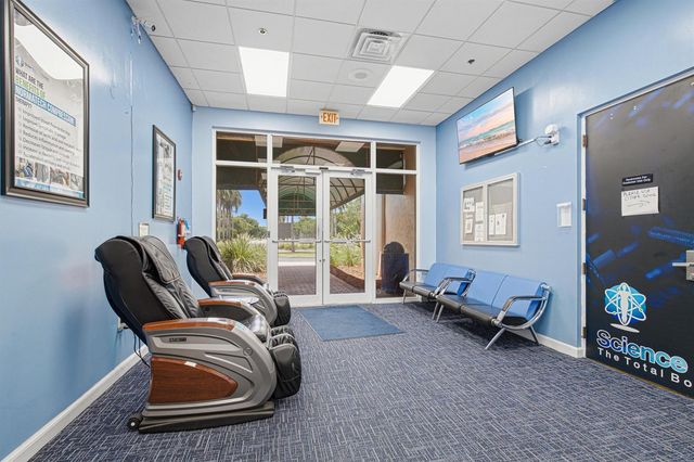 6933 DESERT INN Terrace, Lake Worth, FL 33463