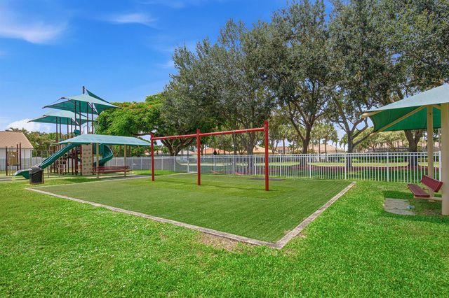 6933 DESERT INN Terrace, Lake Worth, FL 33463