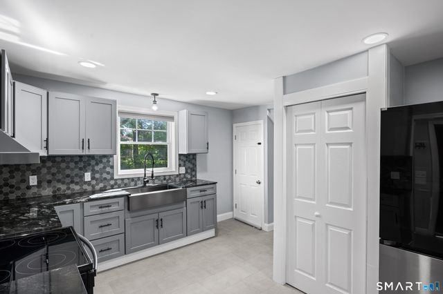 349 Salem Turnpike, Bozrah, CT 06334