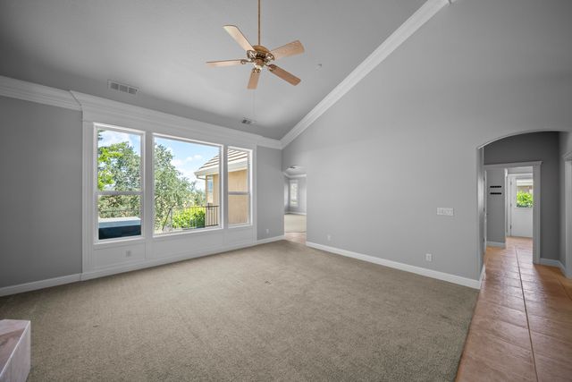 831 Santa Cruz Drive, Redding, CA 96003
