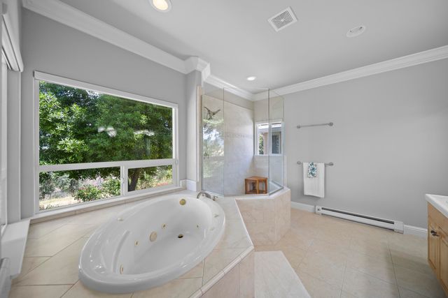 831 Santa Cruz Drive, Redding, CA 96003