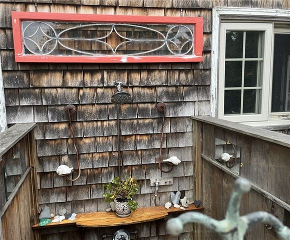 7 Boulevard East Boulevard, Middletown, RI 02842