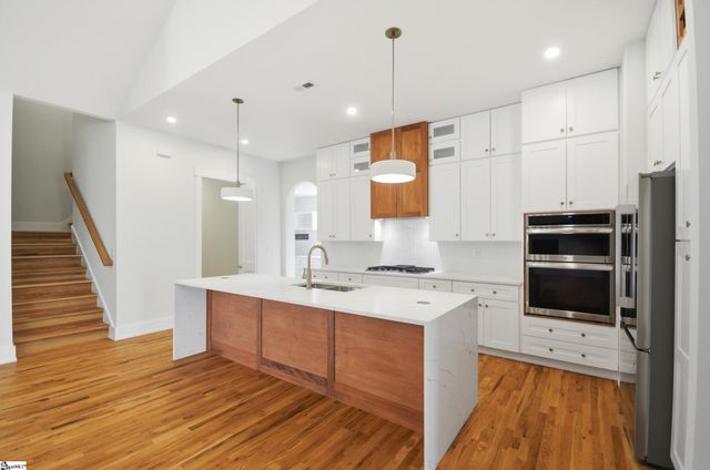 310 S Nelson Drive, Fountain Inn, SC 29644