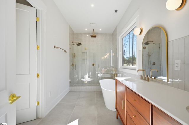 310 S Nelson Drive, Fountain Inn, SC 29644