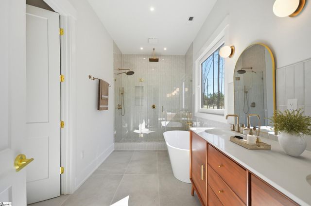 310 S Nelson Drive, Fountain Inn, SC 29644