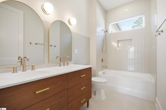 310 S Nelson Drive, Fountain Inn, SC 29644