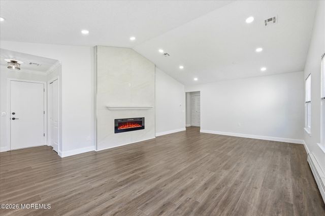 96 Narberth Way, Toms River, NJ 08757