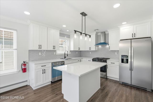 96 Narberth Way, Toms River, NJ 08757