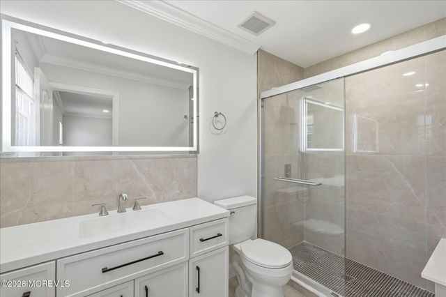 96 Narberth Way, Toms River, NJ 08757