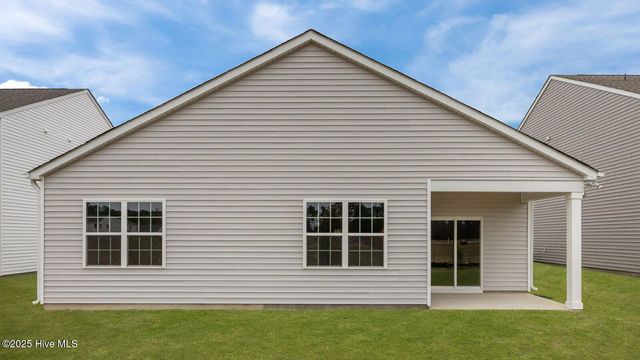 1520 Stonebriar Drive, Winterville, NC 28590