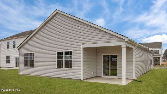 1520 Stonebriar Drive, Winterville, NC 28590