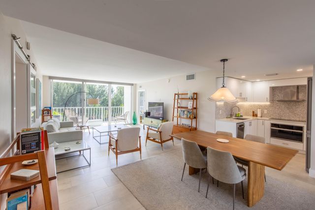 2774 S Ocean Boulevard 508, Palm Beach, FL 33480