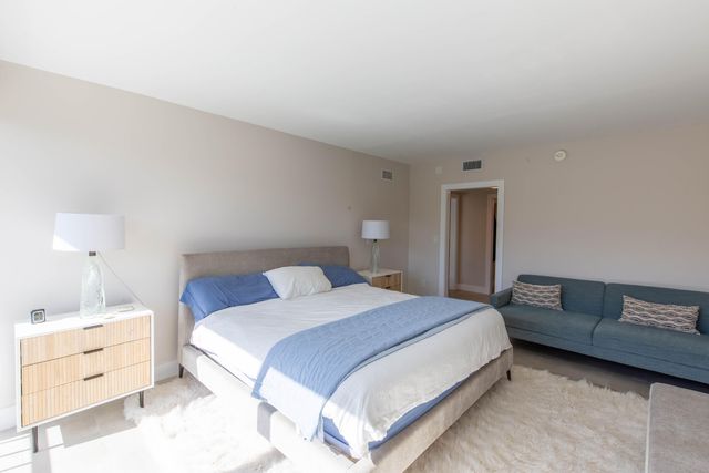 2774 S Ocean Boulevard 508, Palm Beach, FL 33480