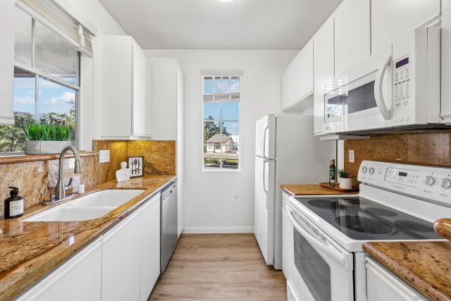 10878 Sabre Hill Dr. 294, San Diego, CA 92128