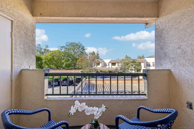 10878 Sabre Hill Dr. 294, San Diego, CA 92128